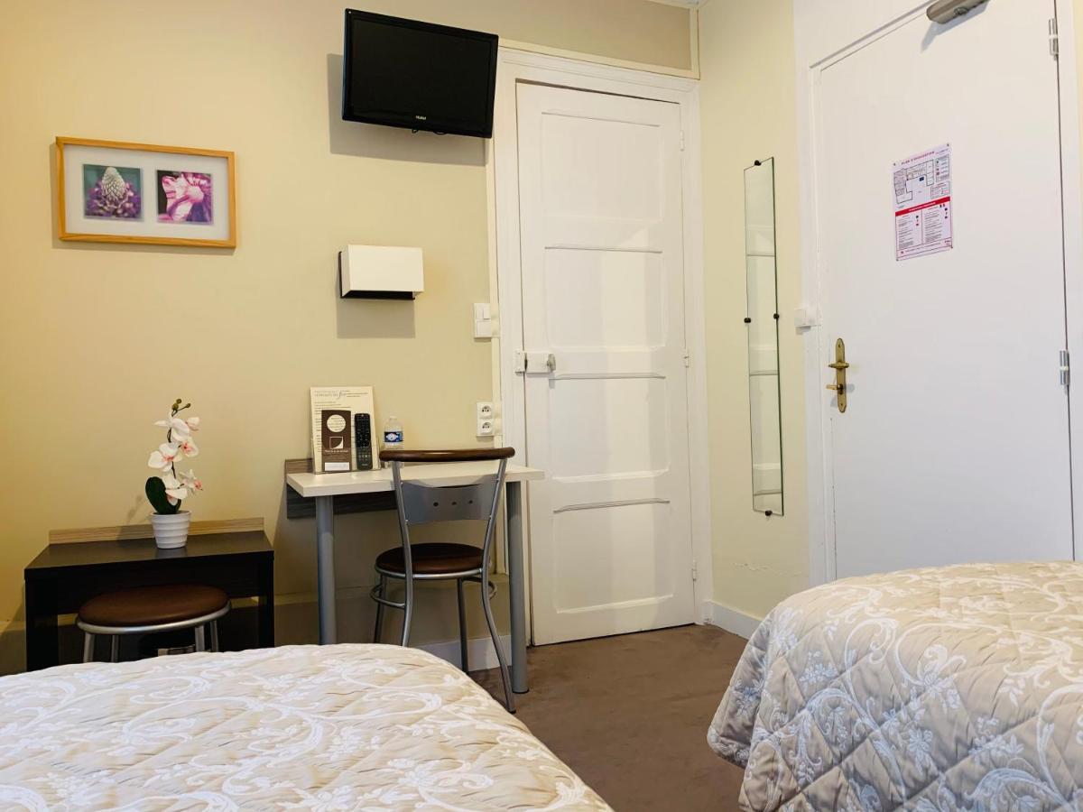 Au Petit Hotel 3*